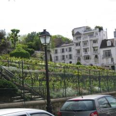 Quiet apartment hill of Montmartre