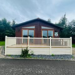 Hunters Lodge With Hot Tub