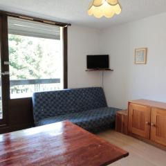 Studio aux Carroz 4 pers, balcon, proche commerces et pistes - FR-1-572-254