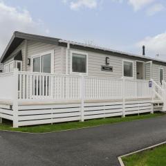 Lodge at Chichester Lakeside 2 Bed