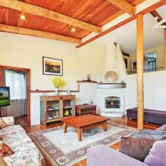 Nagual Retreat in Leura with views