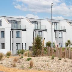 Kingsley House - Free Parking & WiFi - Close to Newquay's Beaches