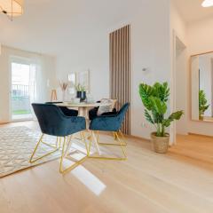 revLIVING Garden Lounge am Steinertor Parkplatz inklusive