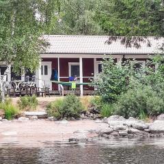 Beautiful Home In Hultsfred With 4 Bedrooms And Wifi