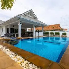 Private 3 Bedroom Pool Villa PP10