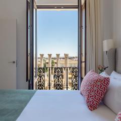 Coliseum Boutique Apartments