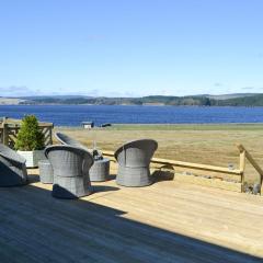 Lake View Cottage