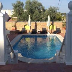 Villa with private pool - near golf