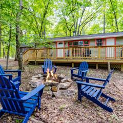 Cute Modern Cabin Hot Tub FirePit Pond Access