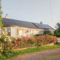 Puddingstone Cottage