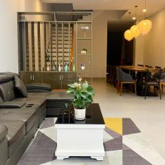 8BR west coast Phu Quoc beach townhouse shared swimming pool