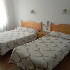 Room in Lodge - Double and single room - Pension Oria 4