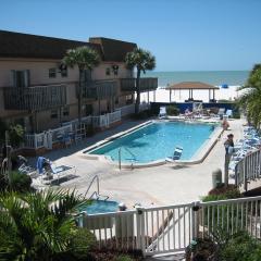 Mariner Beach Club, a VRI resort