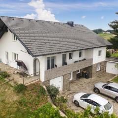 Gorgeous Home In St, Peter Am Ottersbach With Kitchen