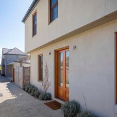 Rochville - Luxe, Dog Friendly Townhouse, Kyneton