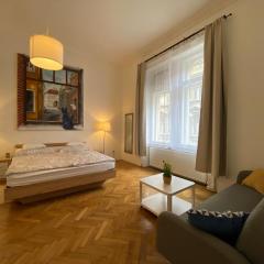 3 Bedrooms- Central Quarter Apartment