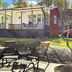 6 person holiday home in FIGEHOLM