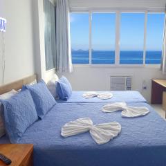 Studio com Janela para o Mar TC1203