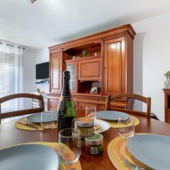 Apartment La Chênaie-4 by Interhome