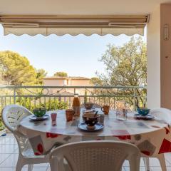 Apartment Les Calanques du Parc-3 by Interhome