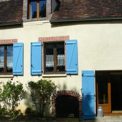 Maison de 2 chambres avec jardin clos et wifi a Villeuneuve sur Yonne
