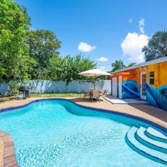 Casa Ola - Surf Themed Pool Home, Near Downtown