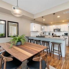 Amazing Urban Townhome near Breweries and River!