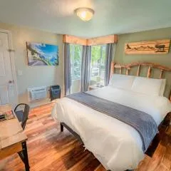 Evergreen Motel