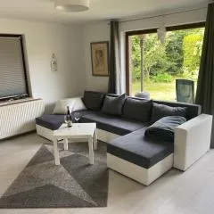 Bungalow im Garten in Wiek
