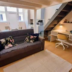 ALTIDO Lovely Loft for 2 with Private entrance