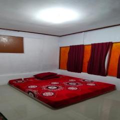 EXPRESS O 91702 Mandeh Homestay Syariah