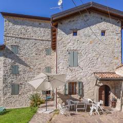 Amazing Home In Monchio Delle Olle With 3 Bedrooms And Wifi