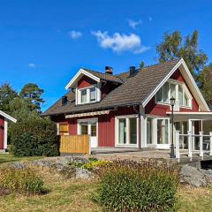 Stunning Home In Ronneby With House Sea View