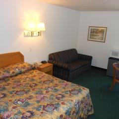 Economy Inn & Suites