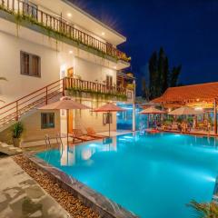 Alley Garden Homestay Hoi An