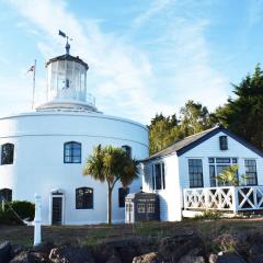 The West Usk Lighthouse Lightkeepers Lodge