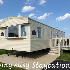 Living Easy Staycations at Tattershall Lakes