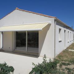 Maison neuve dans Saintes avec terrasse et jardin