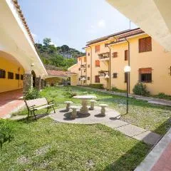 1 Bedroom Lovely Apartment In Cetraro
