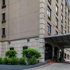 SureStay Plus Hotel by Best Western Houston Medical Center