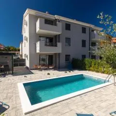 Apartment PATRICK with private pool