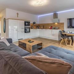 Cozy Home In Medulin With Kitchen