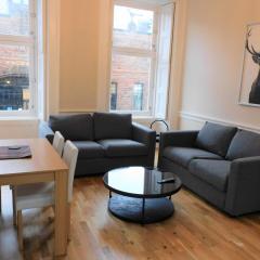Beautiful 3 bed apt in the City Centre