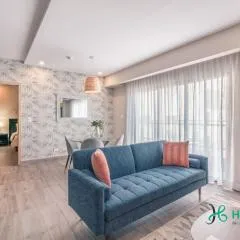 Chic Fully Serviced Apartment at Regatta Living II - 705