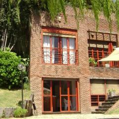 Casa con vista al río