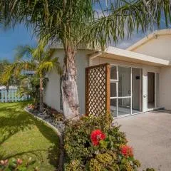 The Bach - Whangamata Holiday Home