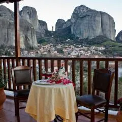 Hotel Doupiani House