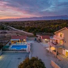 Villa Fenix ZadarVillas