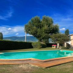 Private pool and garden - Italian villa between Tuscany and Umbria