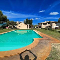 Huge charming Italian villa Pool